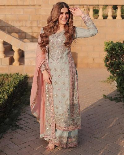 Pakistani sea green - sea,